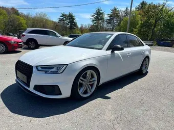 2019 Audi S4 WAUB4AF45KA008697