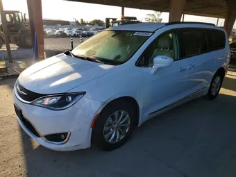 2017 Chrysler Pacifica 2C4RC1BG9HR776997 Lot 46225566