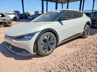 2022 Kia EV6 KNDC34LA5N5045512