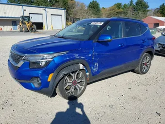 2021 Kia Seltos KNDEUCA23M7040940