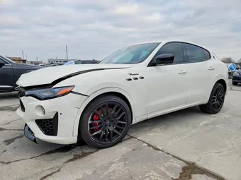 2024 Maserati Levante ZN661YUM6RX448247