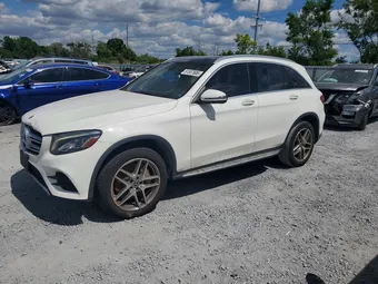 2019 Mercedes-Benz GLC-Class WDC0G4KB8KV185075