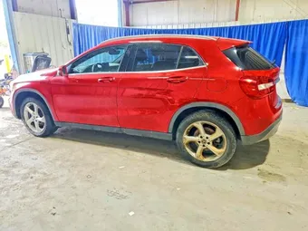 2019 Mercedes-Benz GLA-Class WDCTG4GB6KU008052
