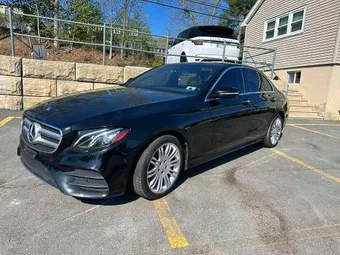 2017 Mercedes-Benz E-Class WDDZF4KB2HA037252