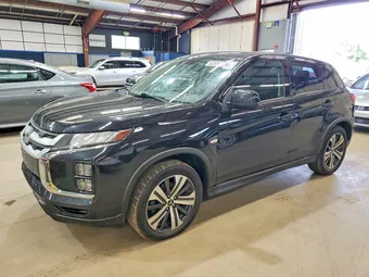 2021 Mitsubishi Outlander JA4ARUAU7MU008088