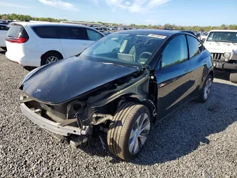 2024 Tesla Model Y 7SAYGDEE9RA275567 Lot 46619016