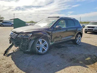 2016 Volkswagen Touareg WVGEP9BP9GD003090