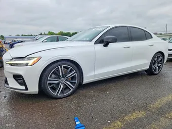 2019 Volvo S60 7JRA22TM6KG014005