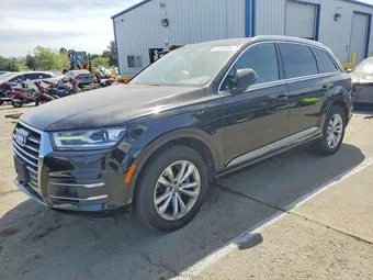 2017 Audi Q7 WA1AAAF74HD024893