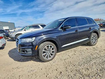 2017 Audi Q7 WA1LAAF79HD041536