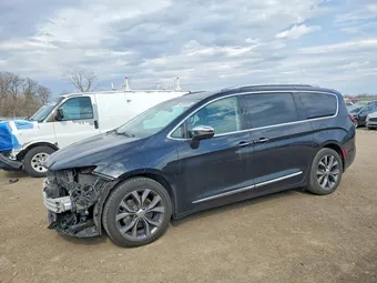 2018 Chrysler Pacifica 2C4RC1GG9JR103951 Lot 48996596