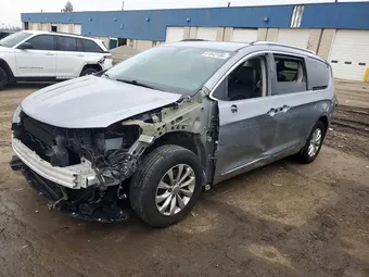 2018 Chrysler Pacifica 2C4RC1BG0JR271596 Lot 41842186