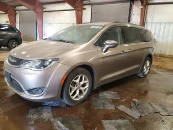 2018 Chrysler Pacifica 2C4RC1FG1JR182825 Lot 53224156