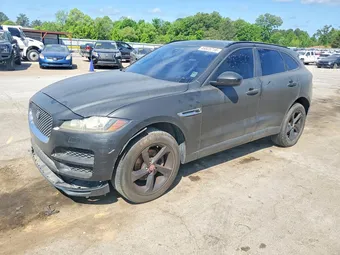 2018 Jaguar F-PACE SADCJ2FX4JA259181