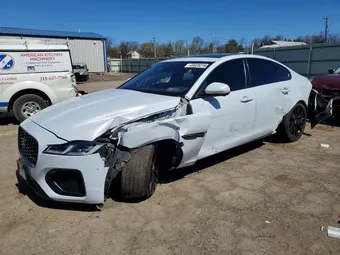 2021 Jaguar XF SAJBL4GX4MCY88607