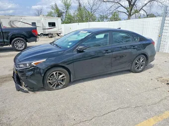 2023 Kia Forte 3KPF24AD9PE569251 Lot 47630336