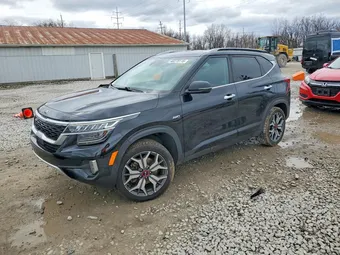2021 Kia Seltos KNDETCA21M7160755