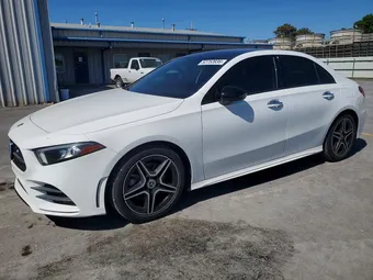 2021 Mercedes-Benz A-Class W1K3G4EB2MJ287485