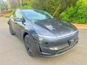 2026 Tesla Model Y 7SAYGDED5TF443870 Lot 55108836