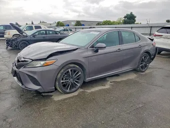 2018 Toyota Camry 4T1B61HK8JU035569 Lot 52201986