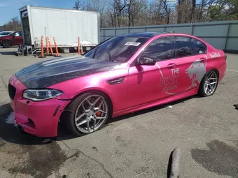 2015 BMW M5 WBSFV9C54FD594335
