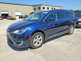 2017 Chrysler Pacifica 2C4RC1EG8HR722702 Lot 52967186