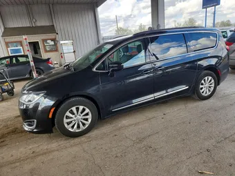 2017 Chrysler Pacifica 2C4RC1BG7HR744582 Lot 49021116