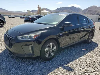 2017 Hyundai Ioniq KMHC75LC9HU049869
