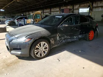 2017 Jaguar XF SAJBD4BV2HCY32769