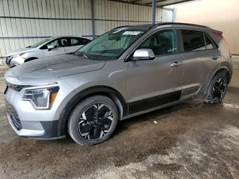 2023 Kia Niro EV KNDCR3L17P5072397