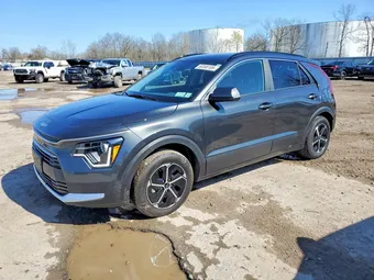 2025 Kia Niro KNDCP3LE8S5234975