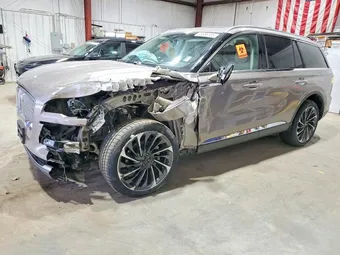 2021 Lincoln Aviator 5LM5J7XC7MGL14102