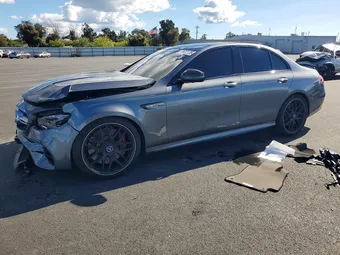 2019 Mercedes-Benz E-Class WDDZF8KB8KA679196