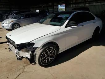 2022 Mercedes-Benz E-Class W1KZF8DB5NB072250