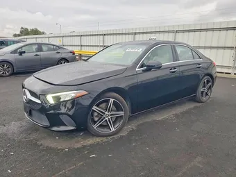 2021 Mercedes-Benz A-Class W1K3G4EB4MJ320485