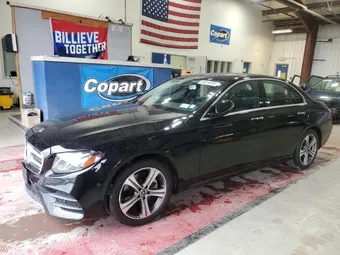 2018 Mercedes-Benz E-Class WDDZF4KB0JA371706
