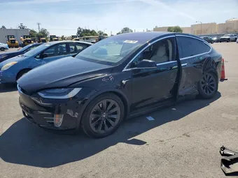 2019 Tesla Model X 5YJXCBE23KF160549 Lot 53057766