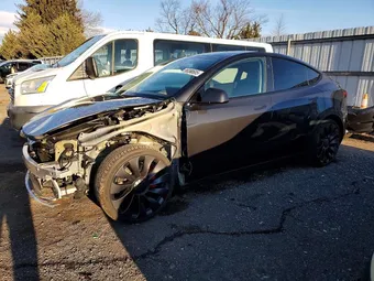 2024 Tesla Model Y 7SAYGDEFXRF040431 Lot 99390605