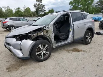 2017 Toyota RAV4 2T3RFREV5HW646608 Lot 53574415
