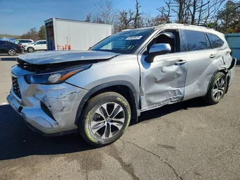 2022 Toyota Highlander 5TDGZRBHXNS571513 Lot 49668826