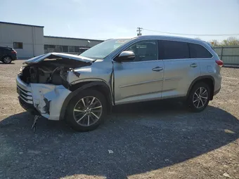 2019 Toyota Highlander 5TDJZRFH6KS611324 Lot 52316366
