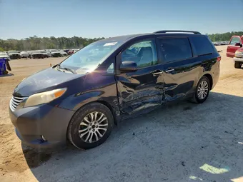 2015 Toyota Sienna 5TDYK3DC5FS667932 Lot 50389256