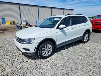 2020 Volkswagen Tiguan 3VV1B7AX5LM105400