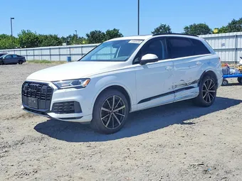 2022 Audi Q7 WA1LXBF71ND015688