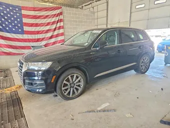 2017 Audi Q7 WA1LAAF7XHD002079