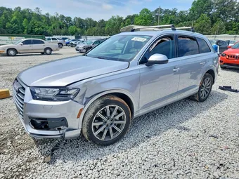 2019 Audi Q7 WA1LHAF70KD035224