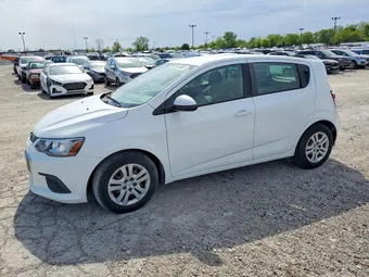 2019 Chevrolet Sonic 1G1JG6SBXK4102864