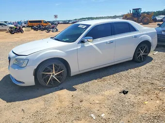 2018 Chrysler 300 2C3CCAEG0JH159604