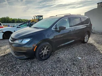2020 Chrysler Voyager 2C4RC1DG0LR256998
