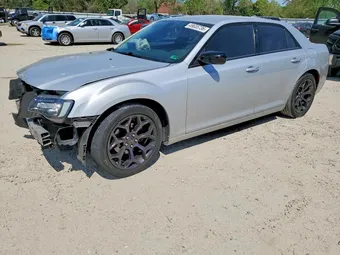 2019 Chrysler 300 2C3CCAAG0KH601580